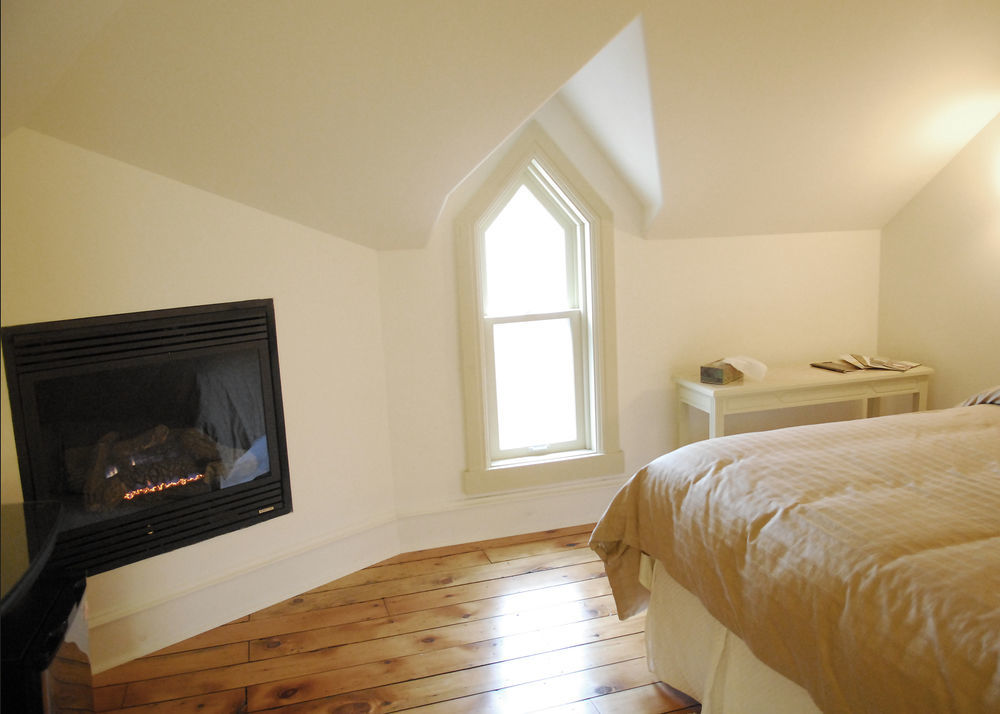 St Andrew Suites Fergus Exterior foto